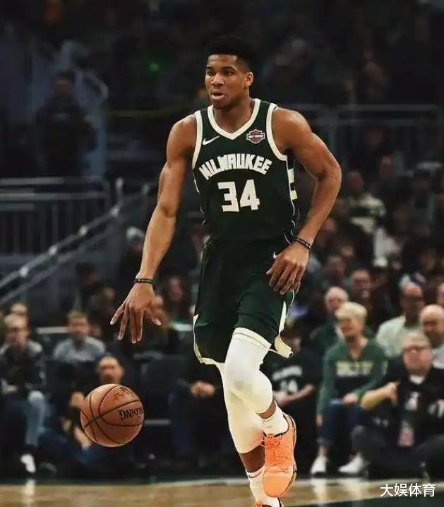 字母哥连续二十场比赛得分超过关键助攻,C9挑战极限!的简单介绍