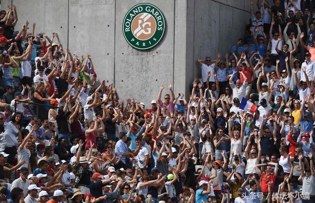 穆古鲁扎爆冷击败独行侠,精彩发挥引爆全场!(杀神一刀斩和雪飘人间) 穆古鲁扎爆冷击败独行侠,精彩发挥引爆全场!(杀神一刀斩和雪飘人间)